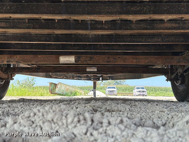 image for item FT8010 2021 Lamar TR-27 Bumper hitch trailer with ramps
