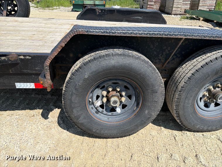 image for item FT8010 2021 Lamar TR-27 Bumper hitch trailer with ramps