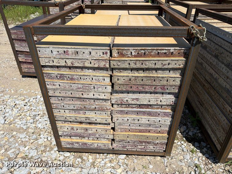 image for item FT8011 246 concrete forms