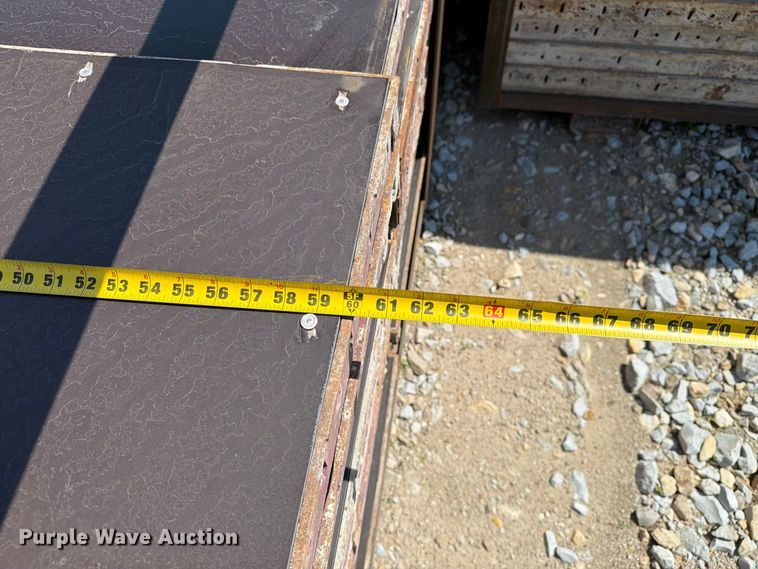 image for item FT8011 246 concrete forms