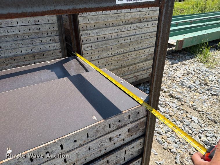 image for item FT8011 246 concrete forms