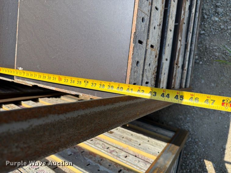 image for item FT8011 246 concrete forms