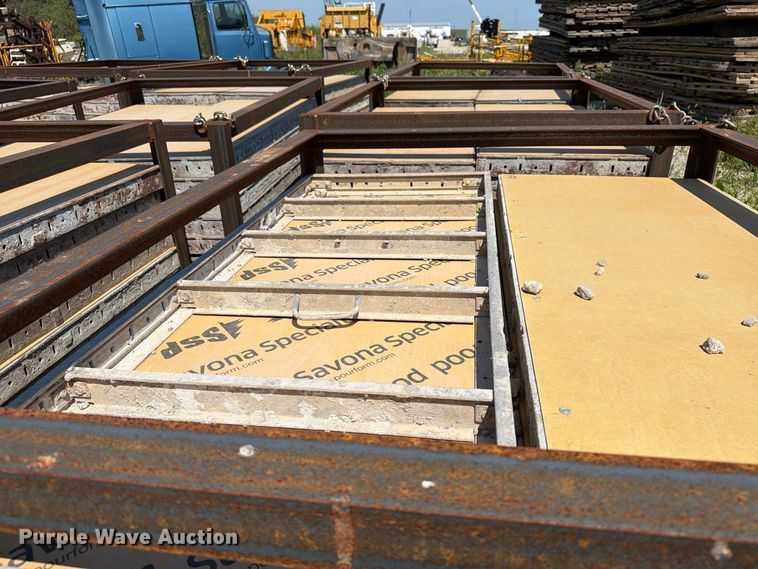image for item FT8011 246 concrete forms