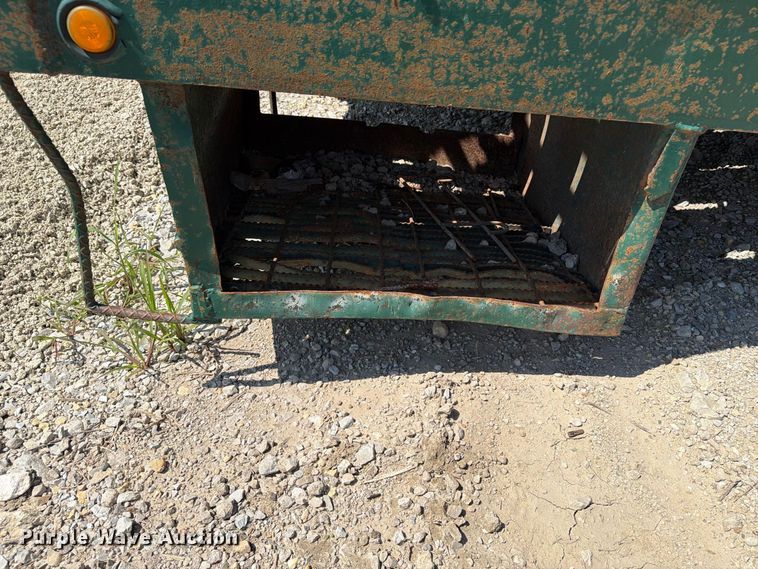 image for item FT8012 Flatbed