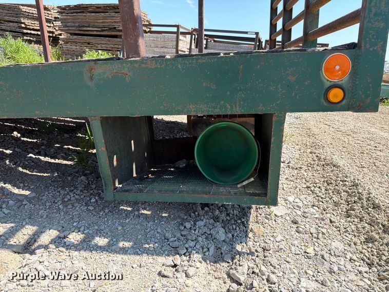 image for item FT8012 Flatbed