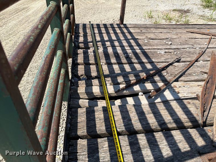 image for item FT8012 Flatbed