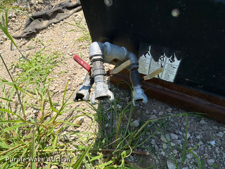 image for item FT8013 Sullair 185 air compressor