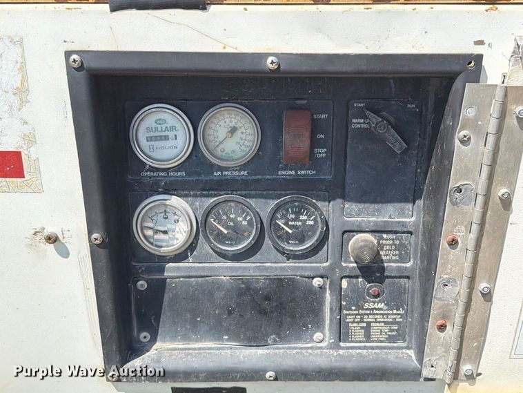 image for item FT8013 Sullair 185 air compressor