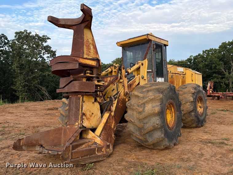 2005 John Deere 843H feller buncher