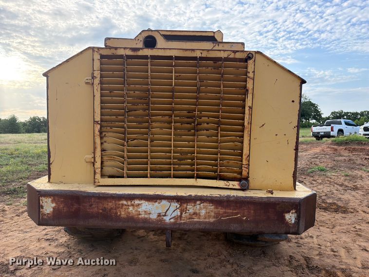 image for item FU1010 2005 John Deere 843H feller buncher