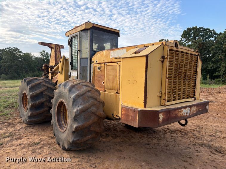 image for item FU1010 2005 John Deere 843H feller buncher