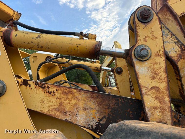 image for item FU1010 2005 John Deere 843H feller buncher