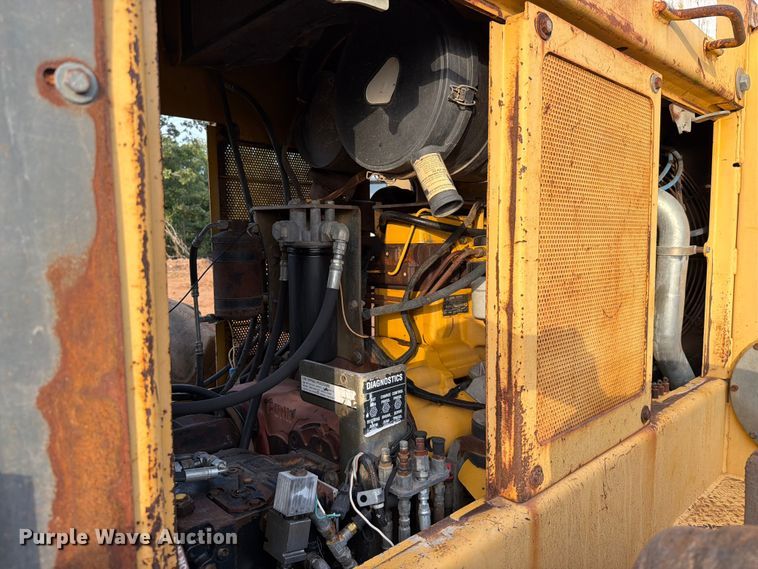 image for item FU1010 2005 John Deere 843H feller buncher