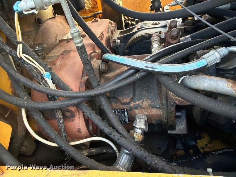 image for item FU1010 2005 John Deere 843H feller buncher