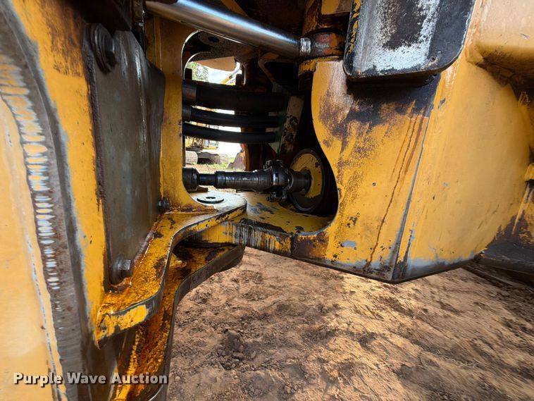image for item FU1010 2005 John Deere 843H feller buncher