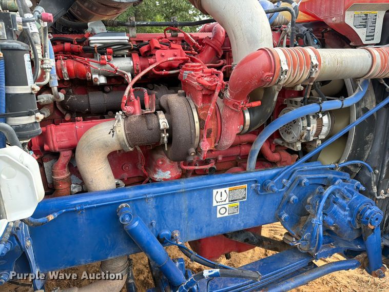 image for item FU1011 2011 Peterbilt 367 crane truck