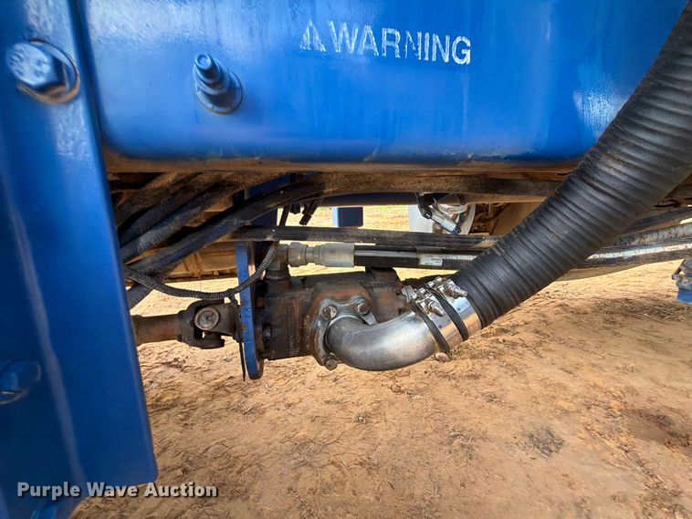 image for item FU1011 2011 Peterbilt 367 crane truck