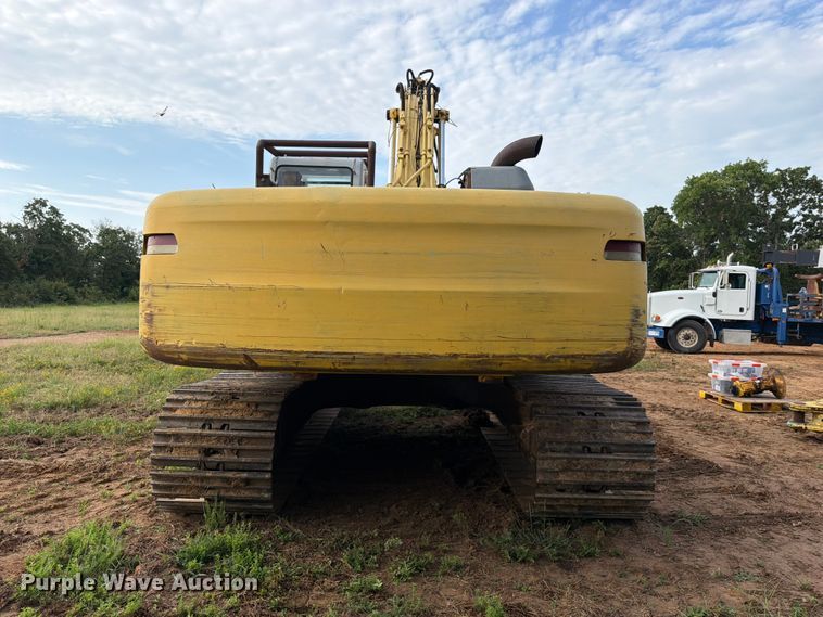 image for item FU1015 2001 Kobelco SK330LC excavator