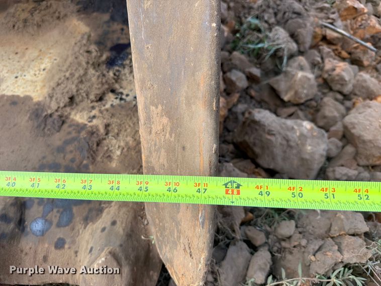 image for item FU1015 2001 Kobelco SK330LC excavator