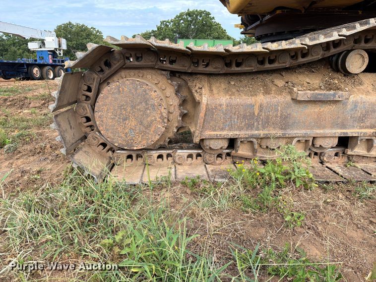 image for item FU1015 2001 Kobelco SK330LC excavator