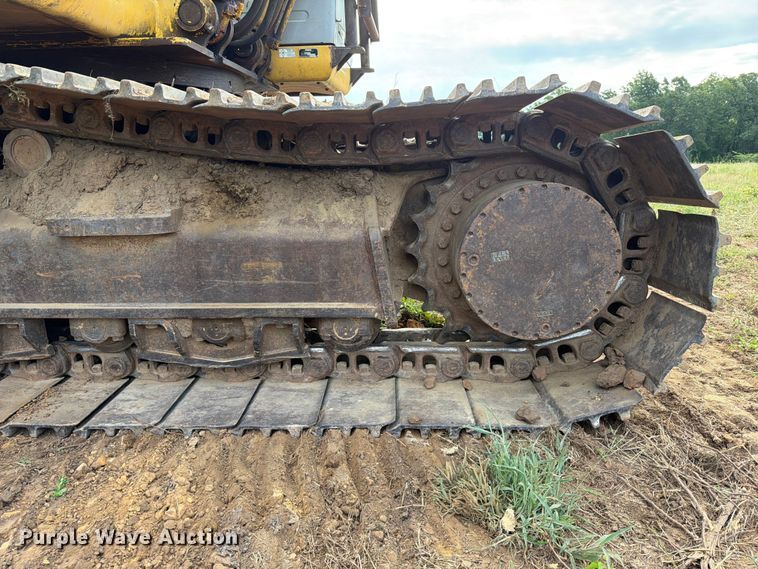 image for item FU1015 2001 Kobelco SK330LC excavator