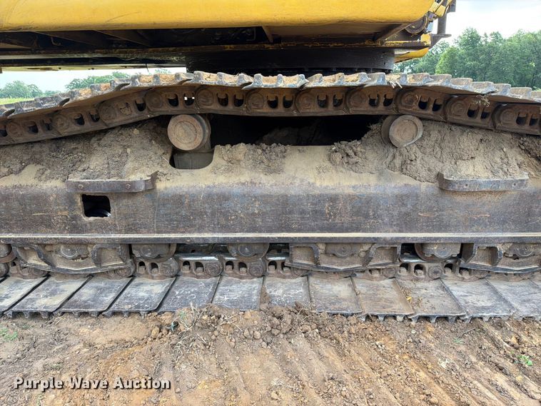 image for item FU1015 2001 Kobelco SK330LC excavator