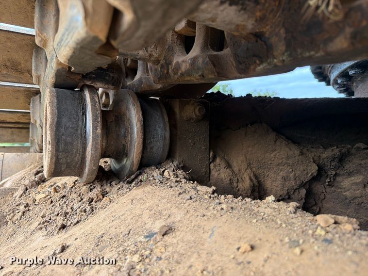image for item FU1015 2001 Kobelco SK330LC excavator