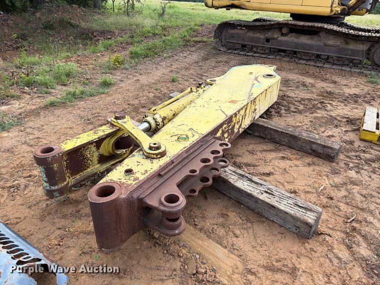 image for item FU1015 2001 Kobelco SK330LC excavator