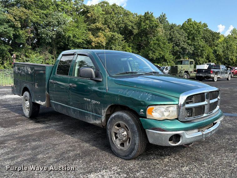 image for item FU4522 2003 Dodge Ram 2500 Service truck