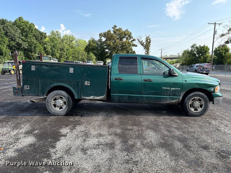 image for item FU4522 2003 Dodge Ram 2500 Service truck