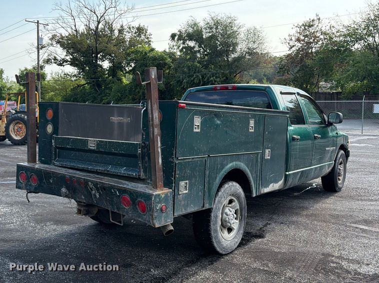 image for item FU4522 2003 Dodge Ram 2500 Service truck