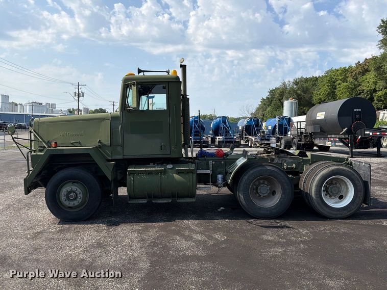 image for item FU4524 1990 AM General M915A1 