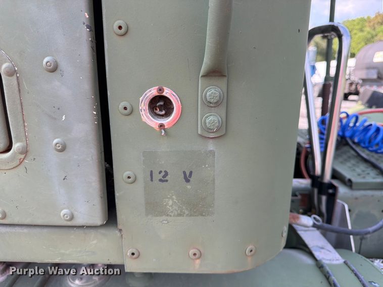 image for item FU4524 1990 AM General M915A1 