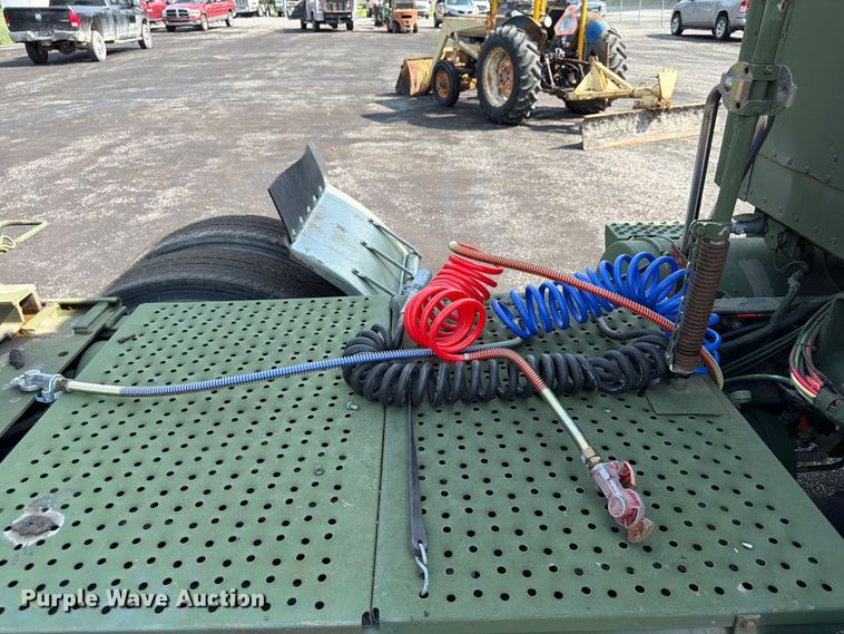 image for item FU4524 1990 AM General M915A1 