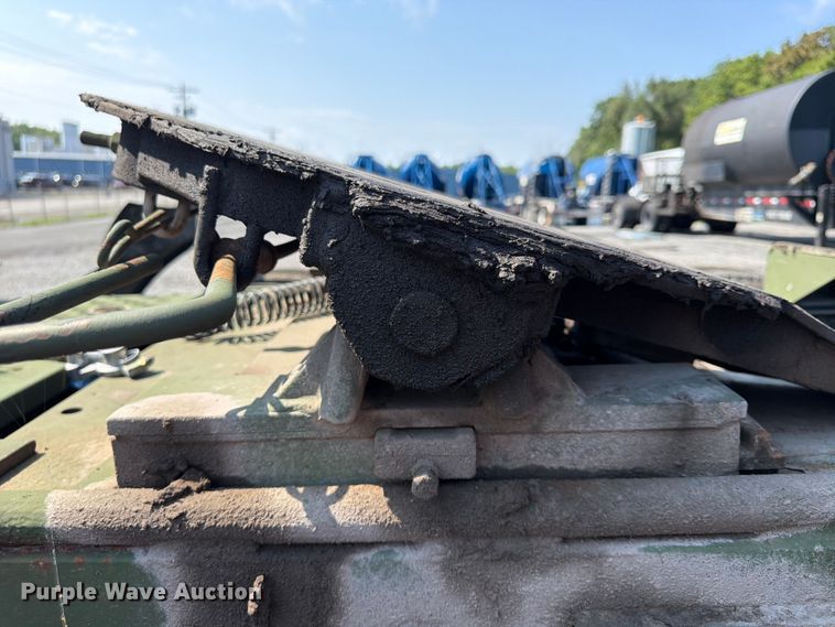 image for item FU4524 1990 AM General M915A1 