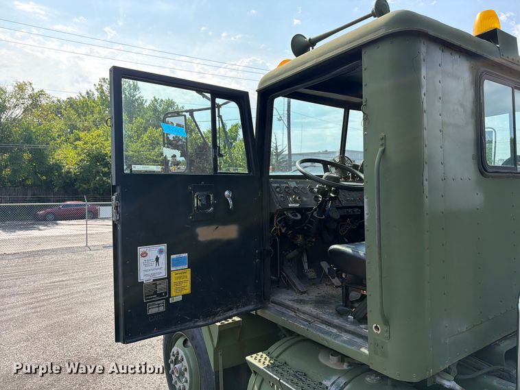image for item FU4524 1990 AM General M915A1 