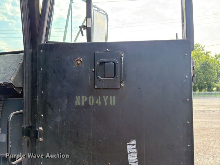 image for item FU4524 1990 AM General M915A1 