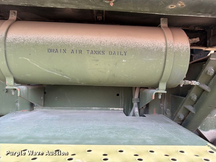 image for item FU4524 1990 AM General M915A1 