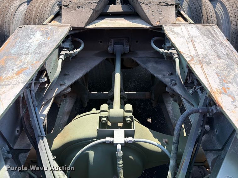 image for item FU4524 1990 AM General M915A1 