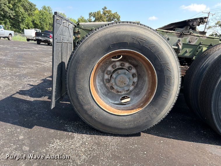 image for item FU4524 1990 AM General M915A1 