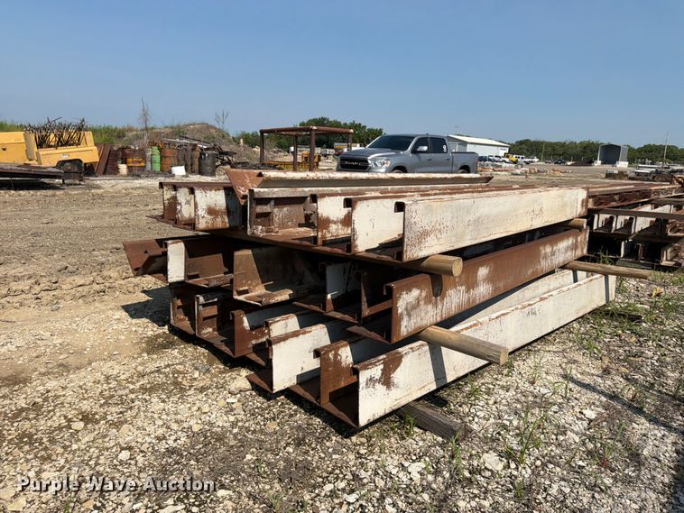image for item FU4542 (75) concrete forms