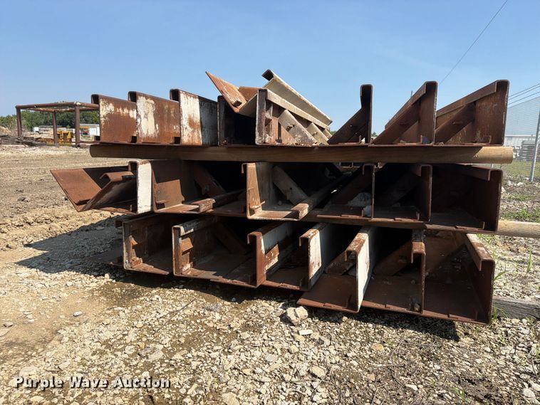 image for item FU4542 (75) concrete forms