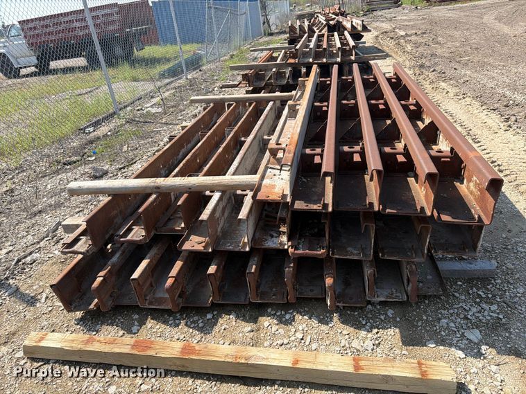 image for item FU4543 (50) concrete forms