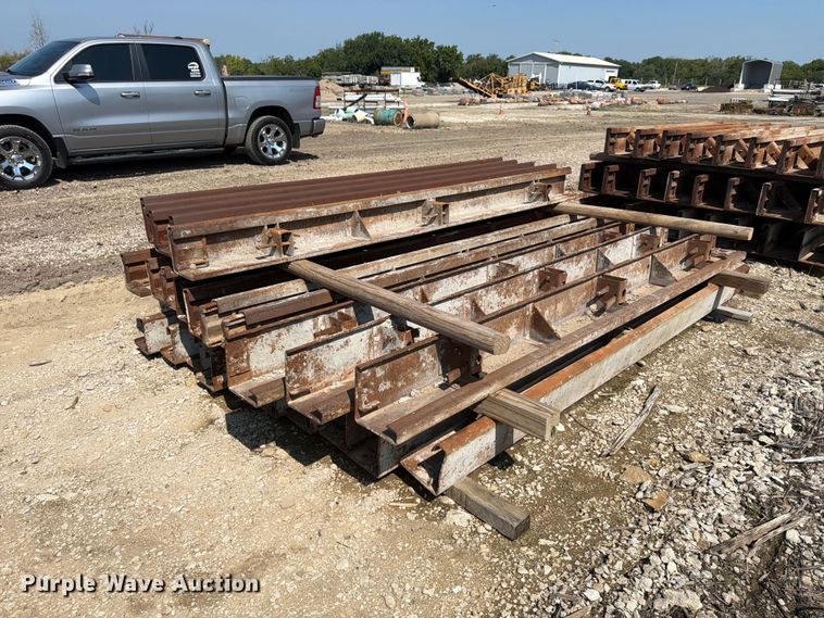 image for item FU4543 (50) concrete forms