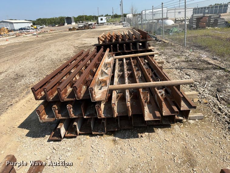 image for item FU4543 (50) concrete forms