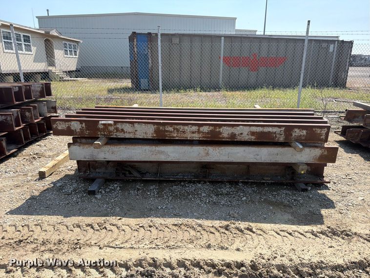 image for item FU4543 (50) concrete forms