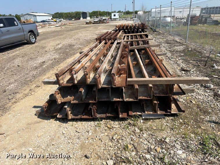 image for item FU4543 (50) concrete forms