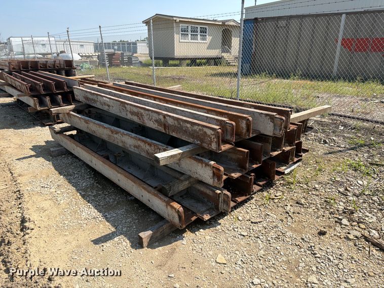image for item FU4543 (50) concrete forms