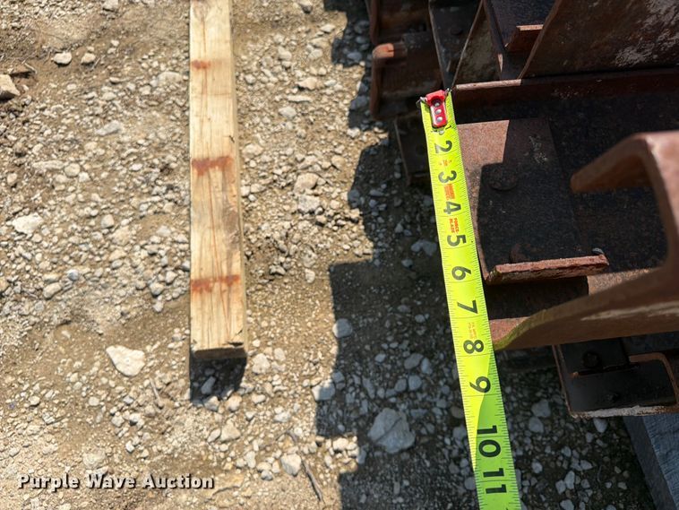 image for item FU4543 (50) concrete forms