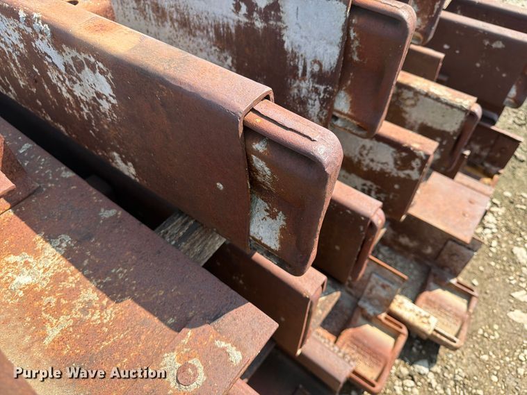 image for item FU4545 (25) concrete forms 